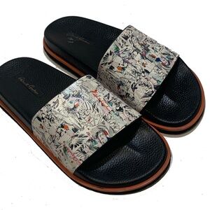 9 / Robert Graham Graphic Leather Slip-On Sandals